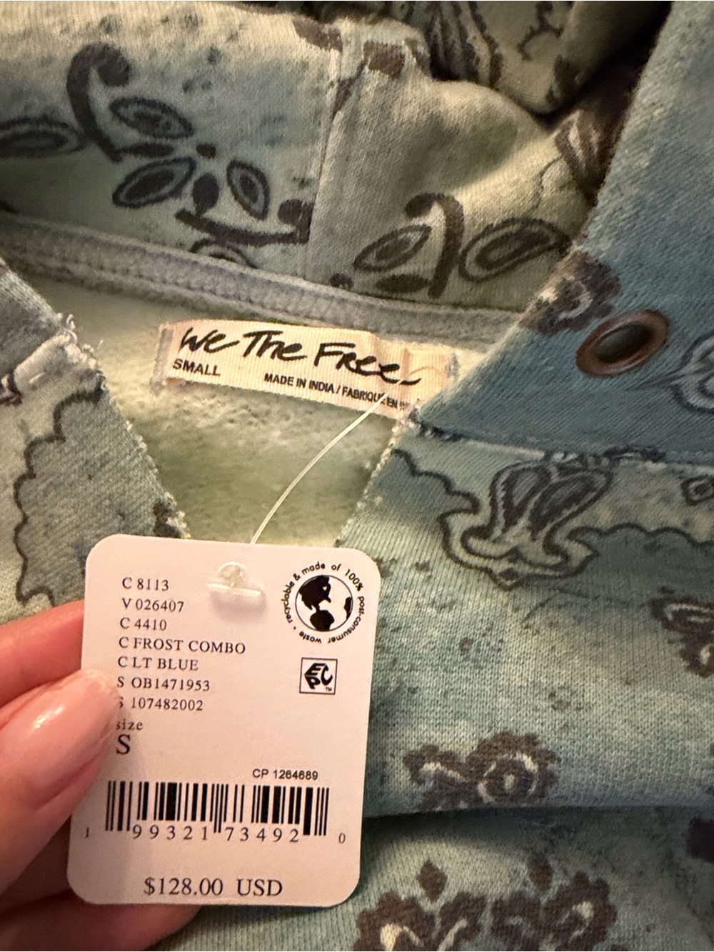 ITS A VIBE HOODIE by WE THE FREE ๐งโโ๏ธ - Picture 5 of 10